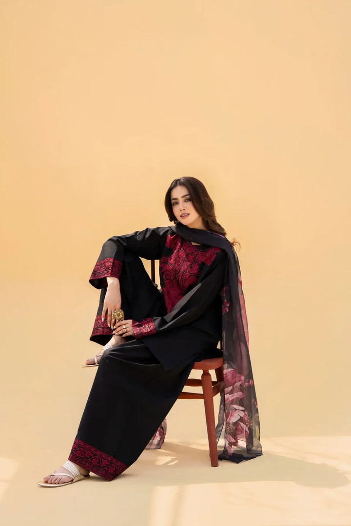 DHANAK EMB 3PC SUIT ZA - 101202