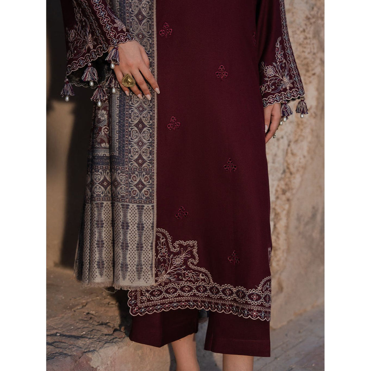 IZEL-3PC DHANAK EMBROIDERED SUIT | BIC-4364