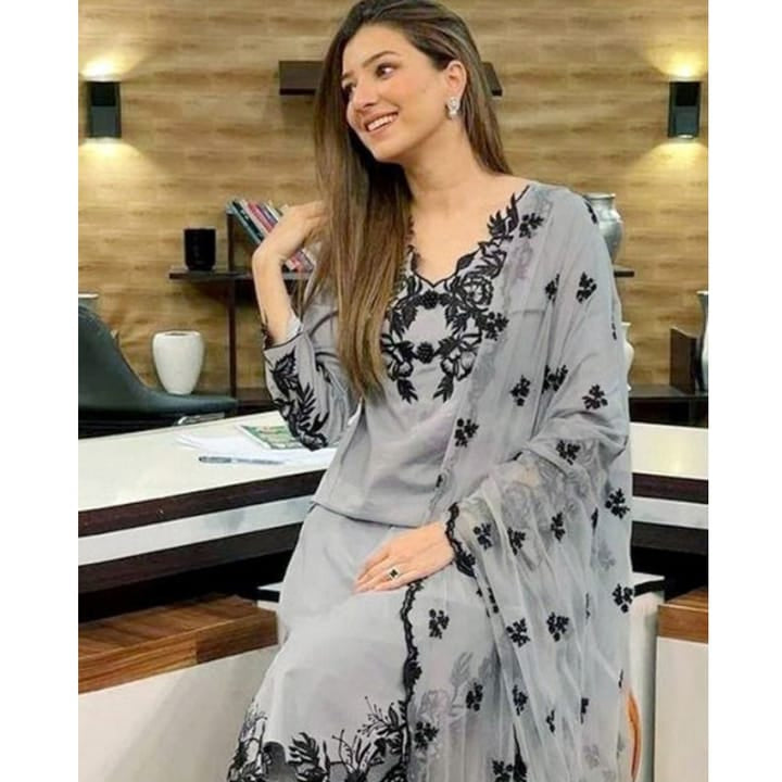 Embroidered Luxury Lawn Unstitched 3Pc | 1051