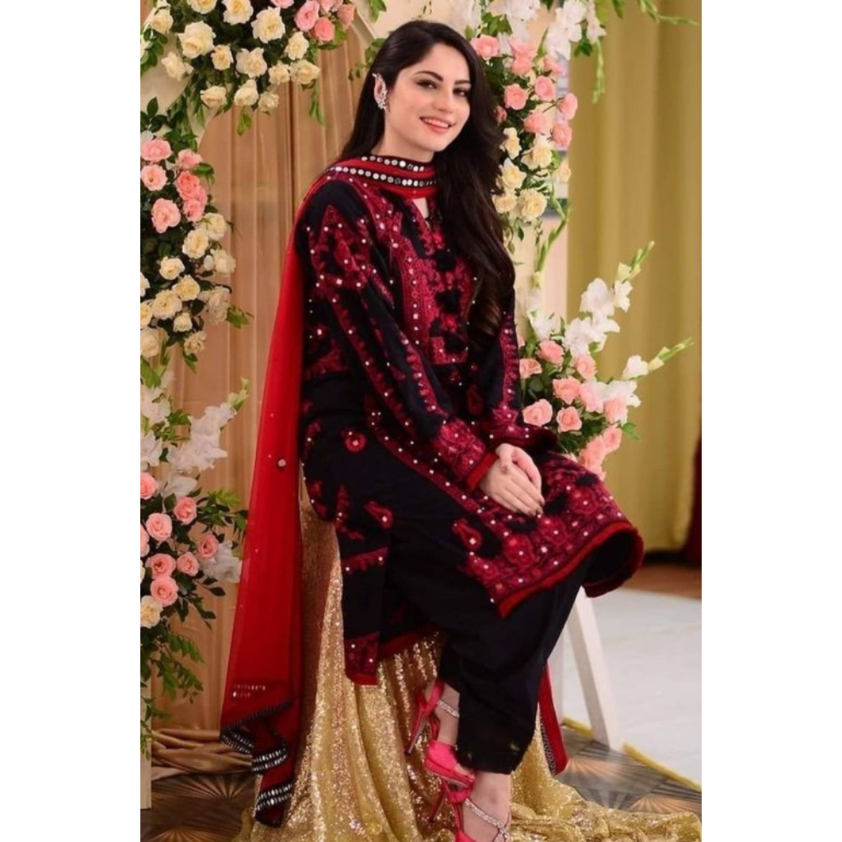 3 PCS WOMEN’S UNSTITCHED DHANAK EMBROIDERED SUIT