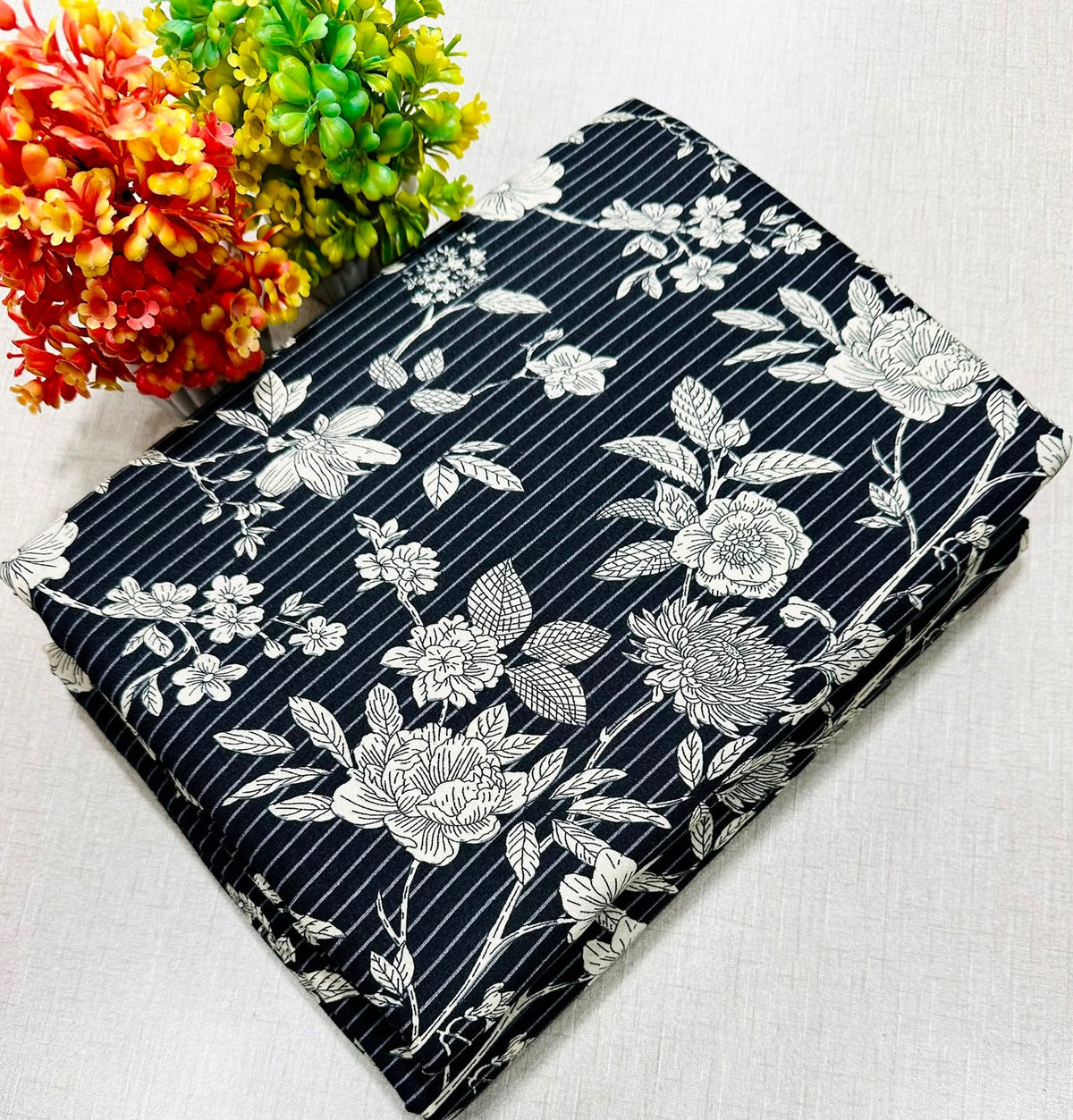 🌸 LAWN FLORAL PRINTS – 2 PCS UNSTITCHED COLLECTION 🌸
