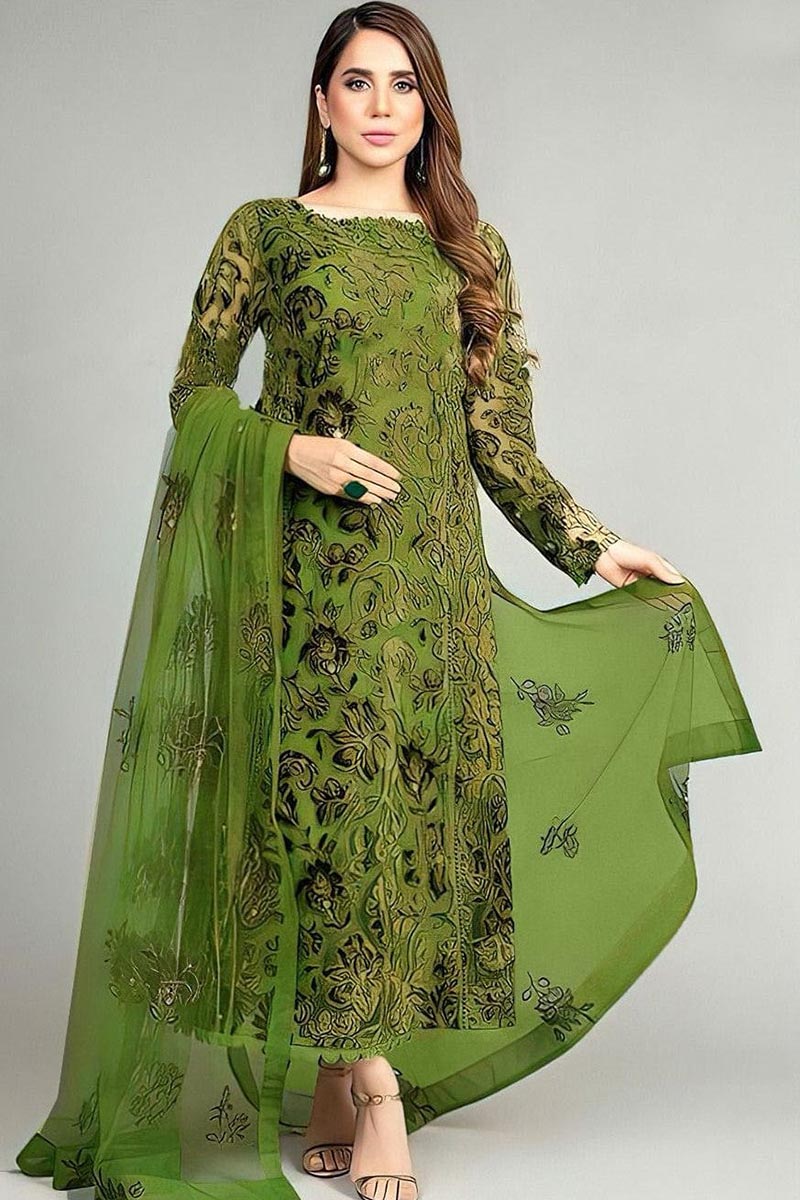 Embroidered 3PC Suit – Premium Festive Collection ZA-101215