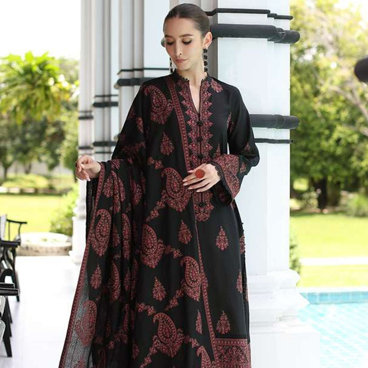Dhanak-3PC Embroidered Shirt with Dhanak Embroidered Shawl - Black