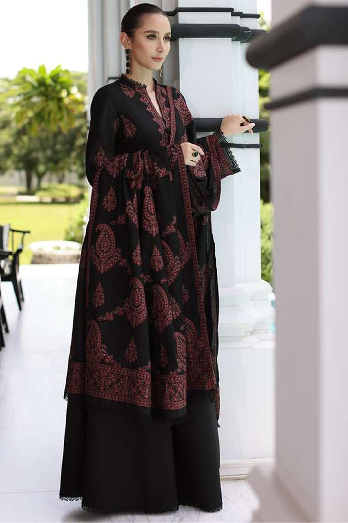 Dhanak-3PC Embroidered Shirt with Dhanak Embroidered Shawl - Black