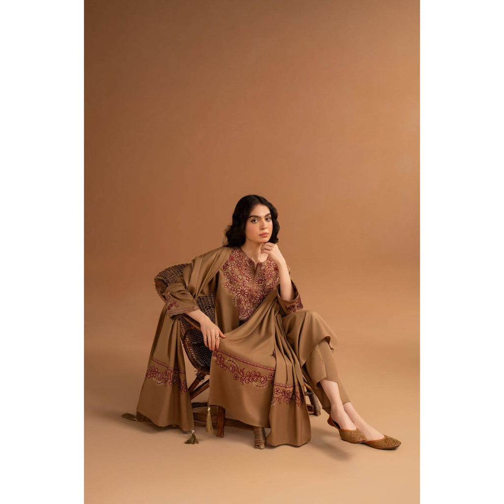Pezwan - Winter 3PC Dhanak Embroidered Suit - SS0418